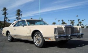 <img alt="" src="/images/7/1/b/e/1/71be1928ad08e245a4bd93cfec38fa3e10480beb-79markcartier4.jpg?name" />