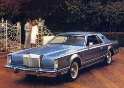 <img alt="" src="/images/1/7/0/7/0/170703d56694bf3b69c1e723f6232dd37a4fd35e-79markgivenchy1.jpg?name" />